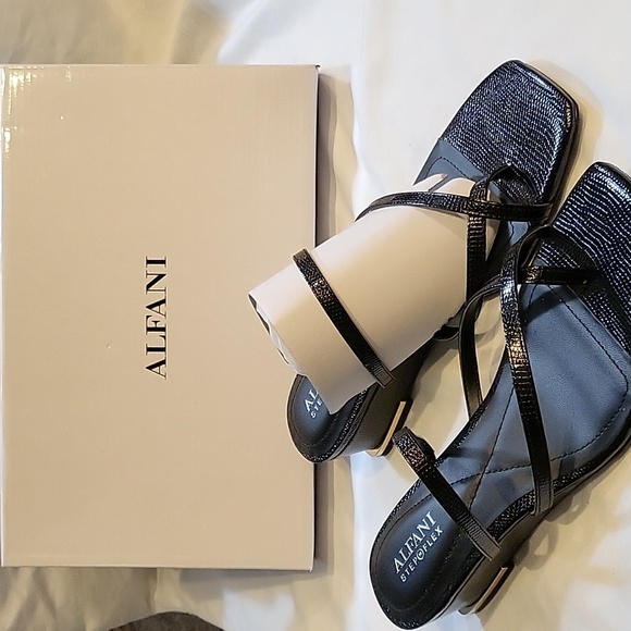 NIB Alfani Sandals - Picture 5 of 5